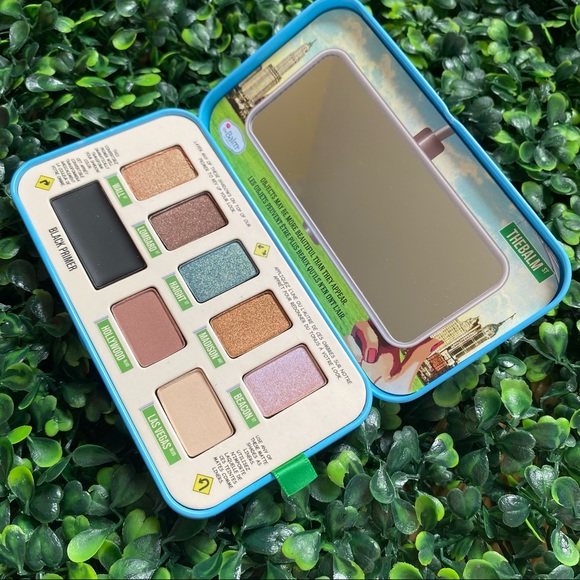 Prestige Makeup Medley Retail $187 - Picture 12 of 16